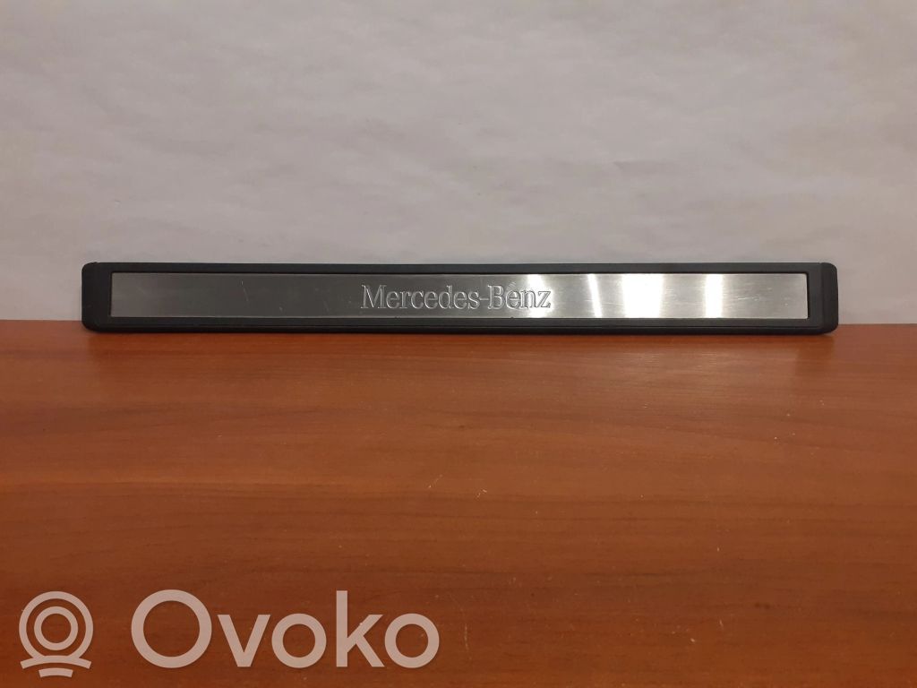 Mercedes-Benz E W211 Sill 