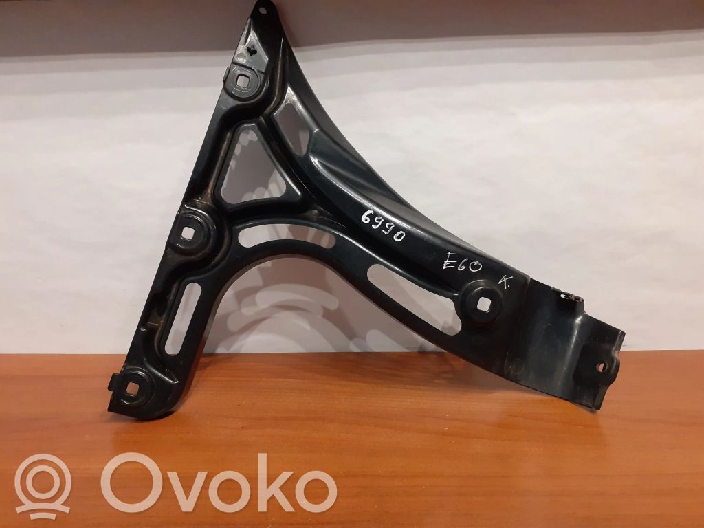 Rear bumper mounting bracket   7178185,51127178185,6990
