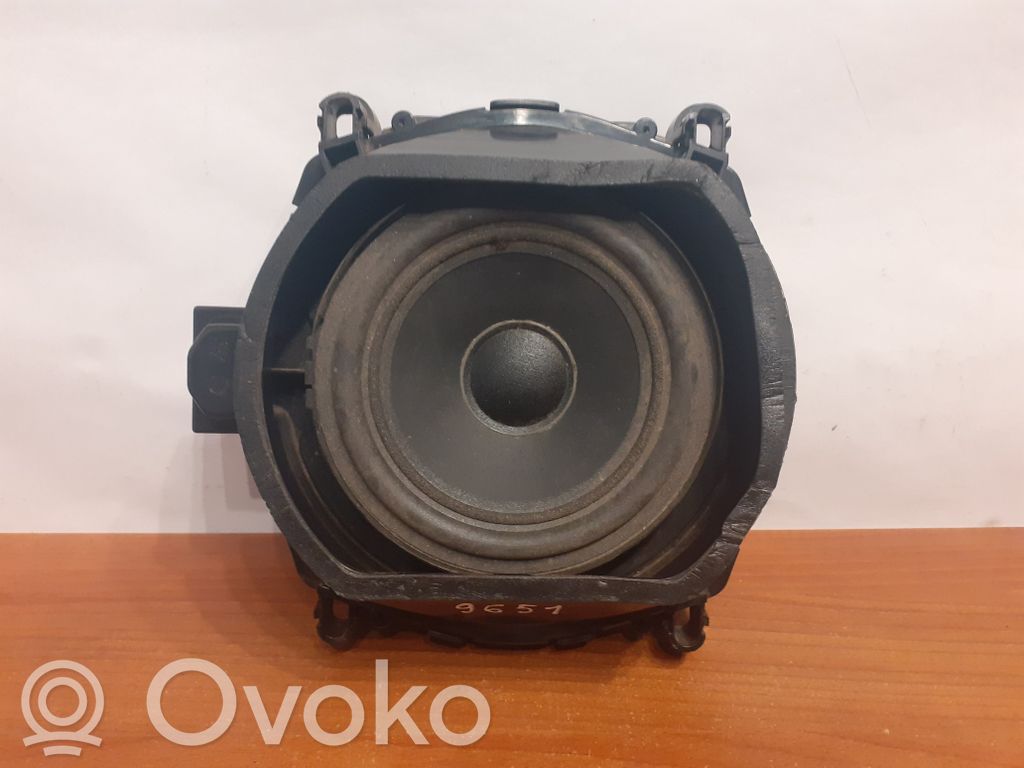 BMW X5 E70 Altavoz subwoofer 