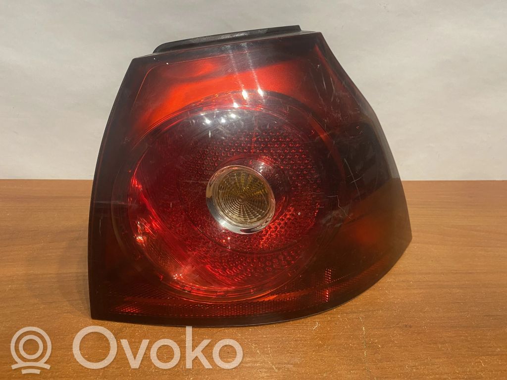 Takavalot   B353,1K0945096AC