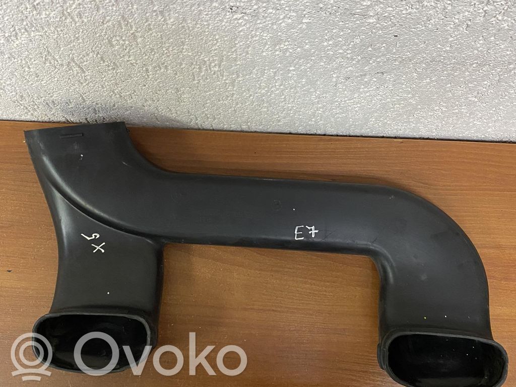 BMW X5 E70 Ilmanoton kanavan osa 