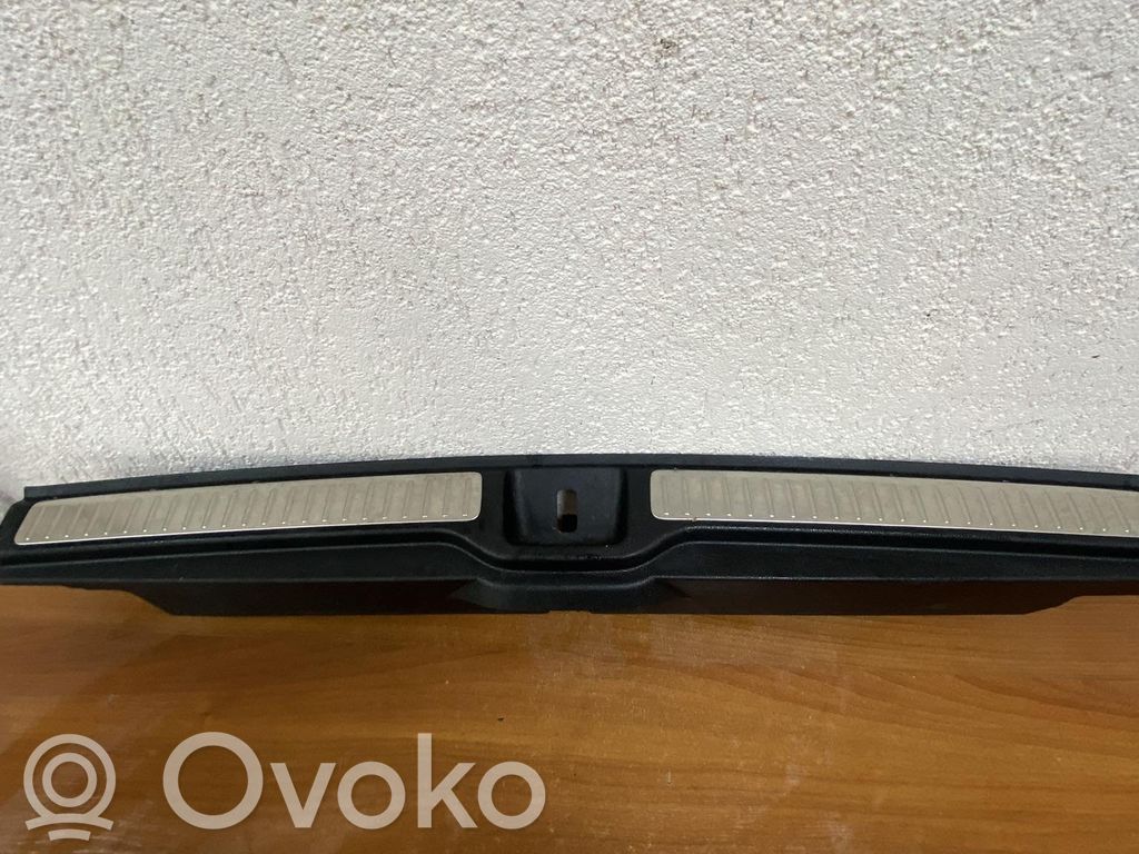 Mercedes-Benz GLC X253 C253 Osłona tylna tunelu środkowego 
