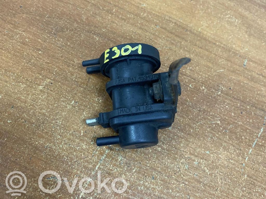Mercedes-Benz S W220 Turbo solenoid valve 