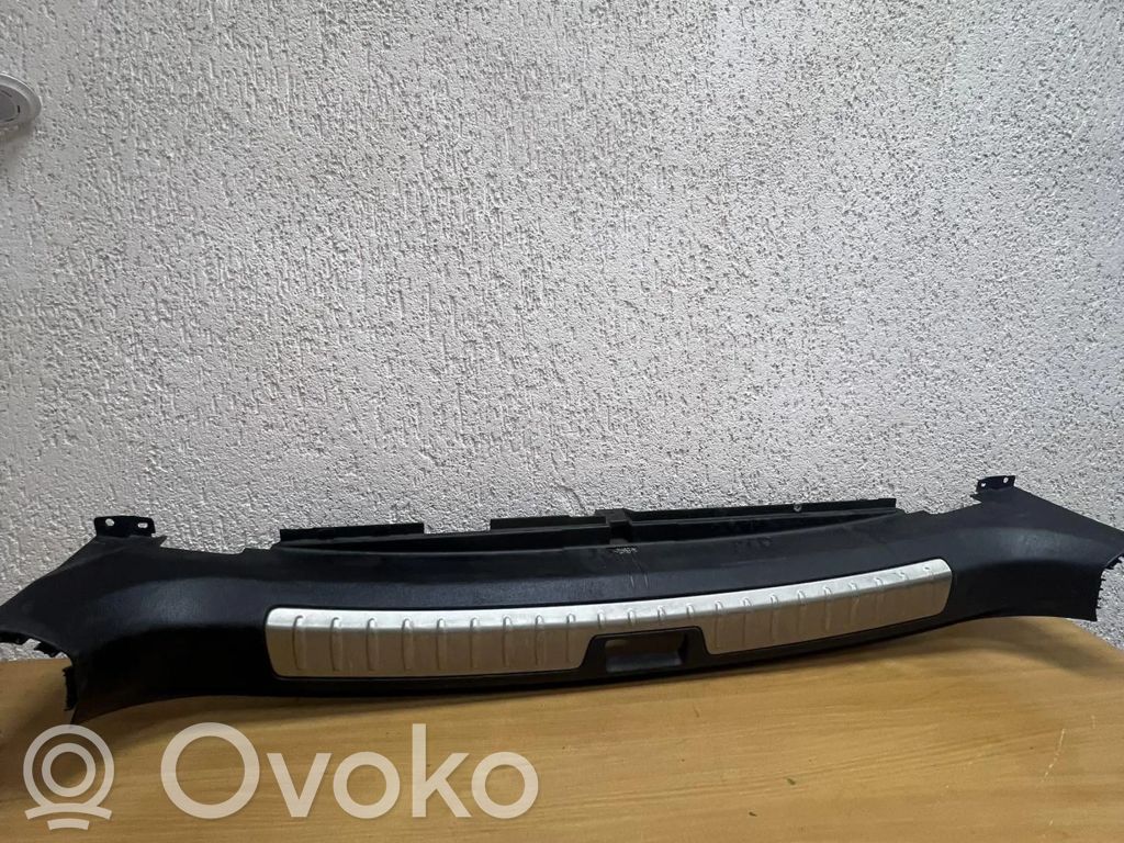 BMW X6 E71 Centre console side trim rear 