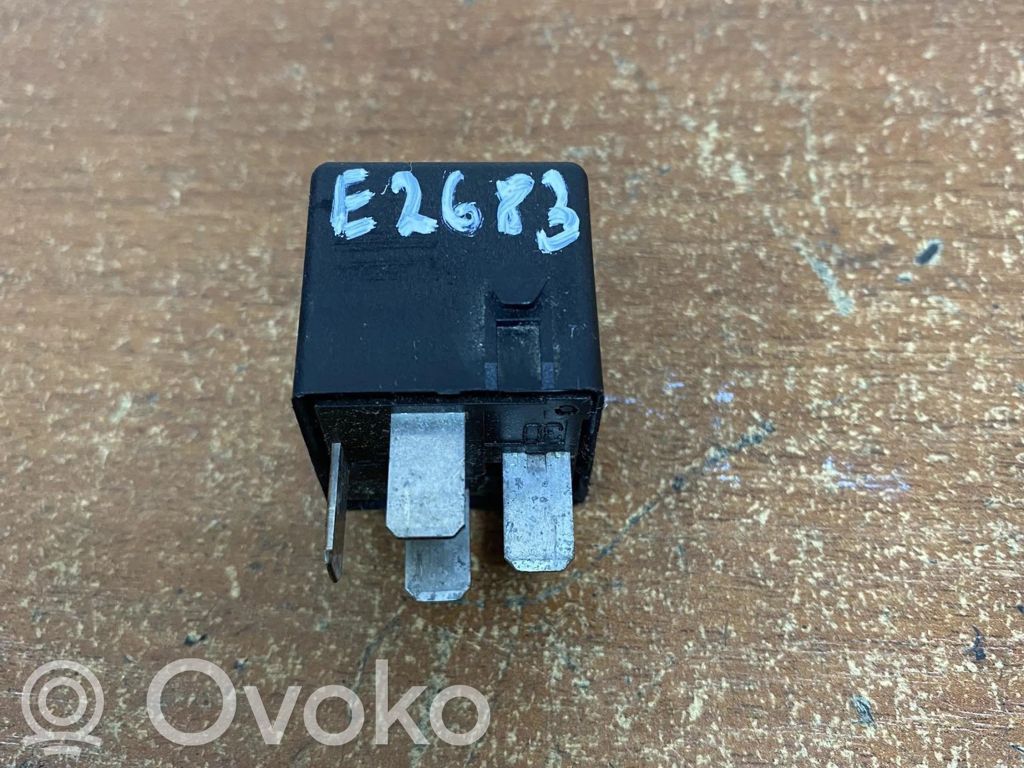Other relay   A0025421319,E2683