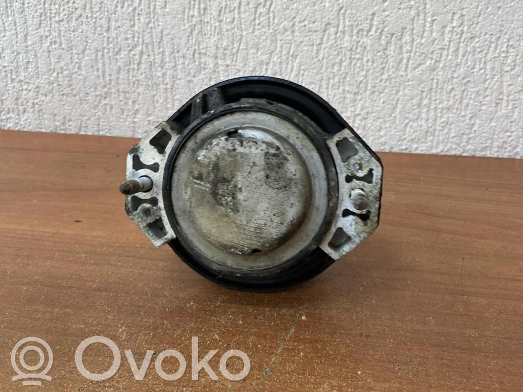 BMW 7 E65 E66 Other engine bay part 