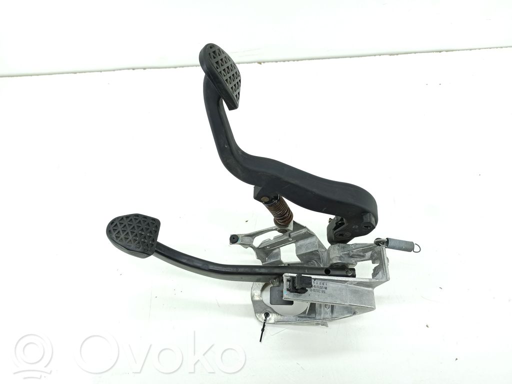 BMW 3 E92 E93 Assemblage pédale 