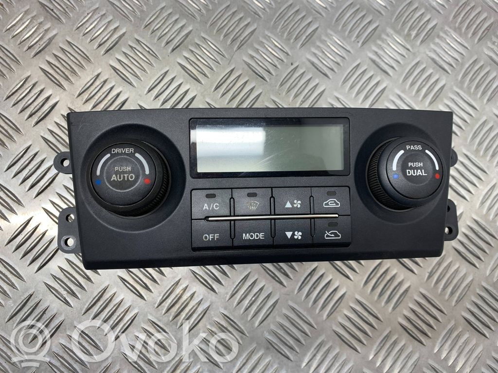 KIA Sorento Climate control unit 