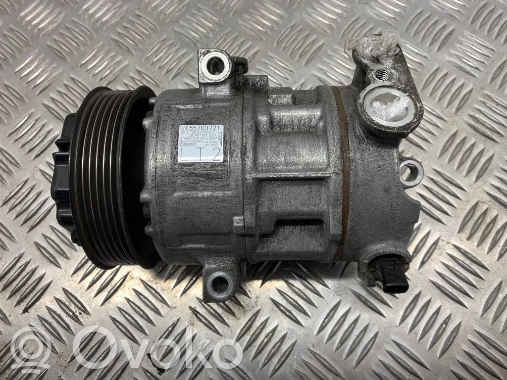 Opel Corsa D Air conditioning (A/C) compressor (pump) 