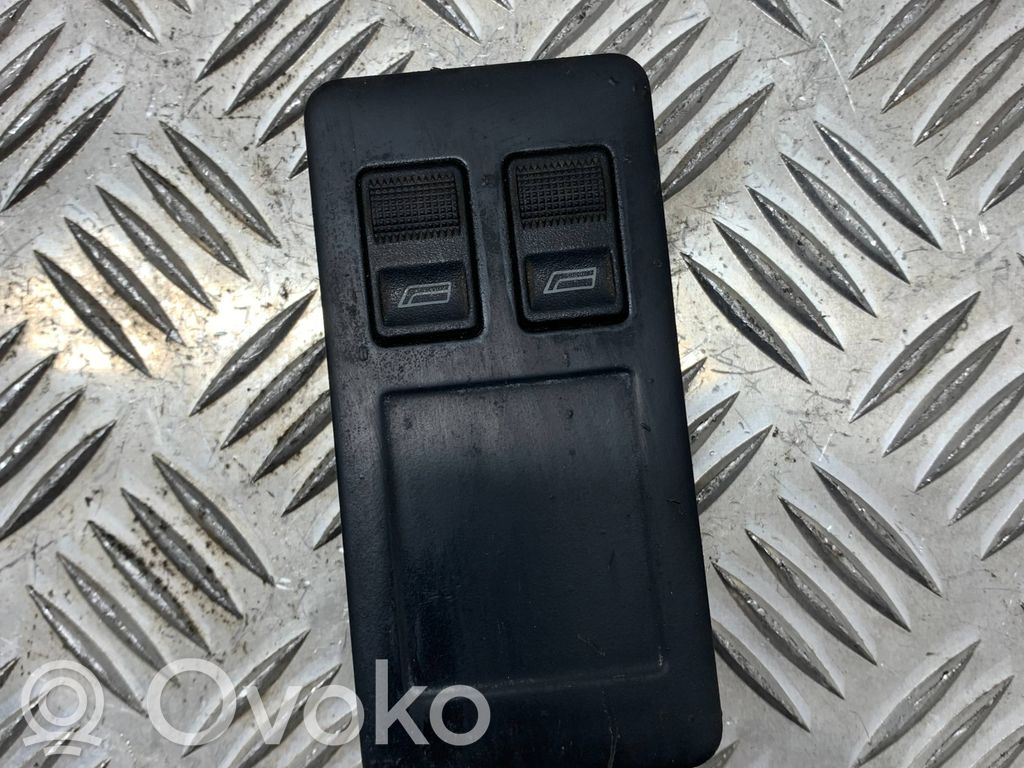 Audi A6 S6 C4 4A Electric window control switch 