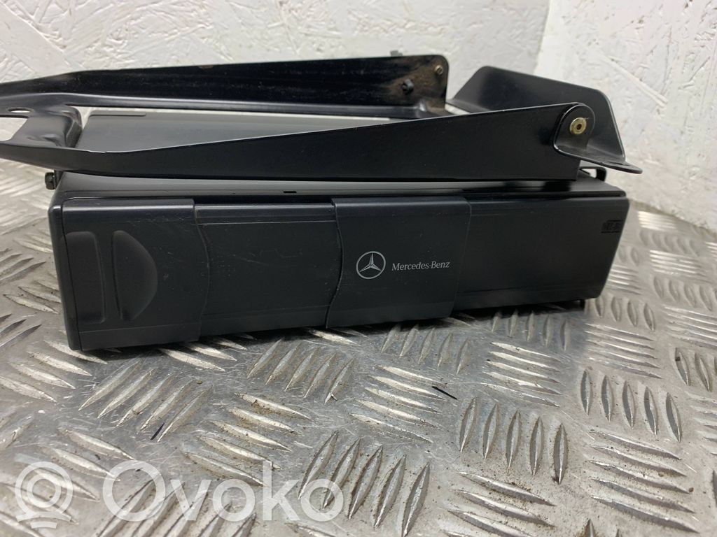 Mercedes-Benz ML W163 Zmieniarka płyt CD/DVD 