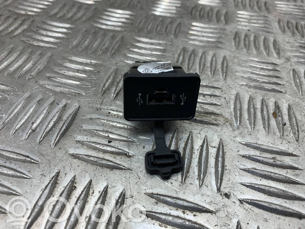 USB socket connector   156074010