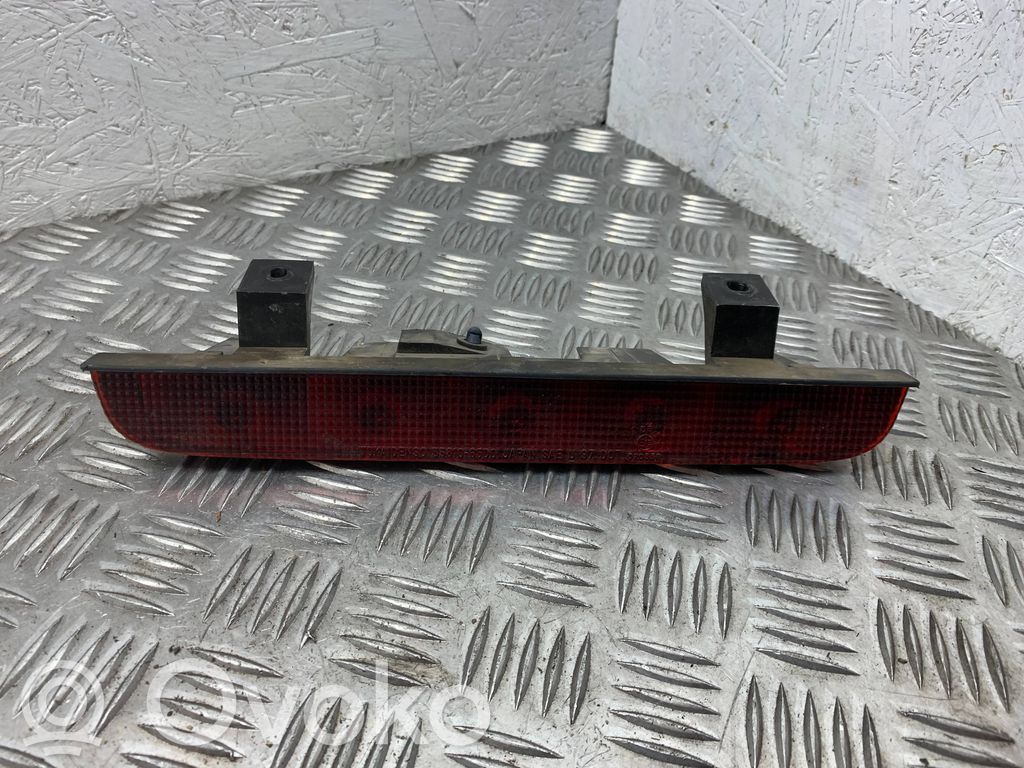 Suzuki Grand Vitara I Third/center stoplight 