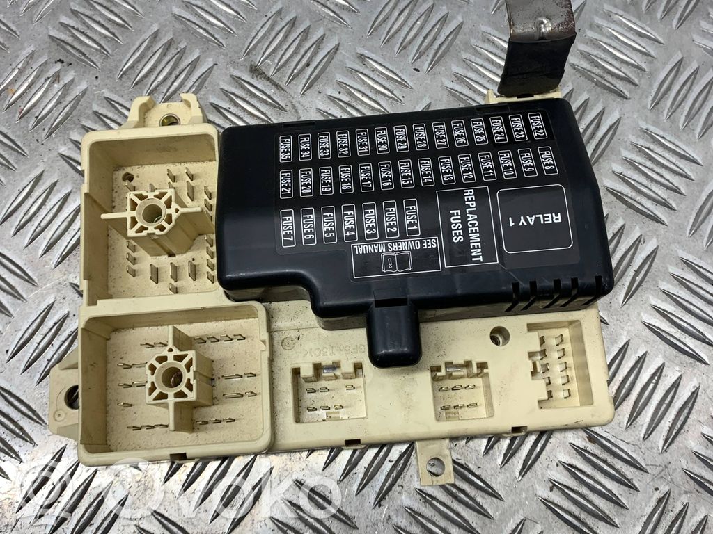 Sulakemoduuli   4R8T14A067AB,1020041