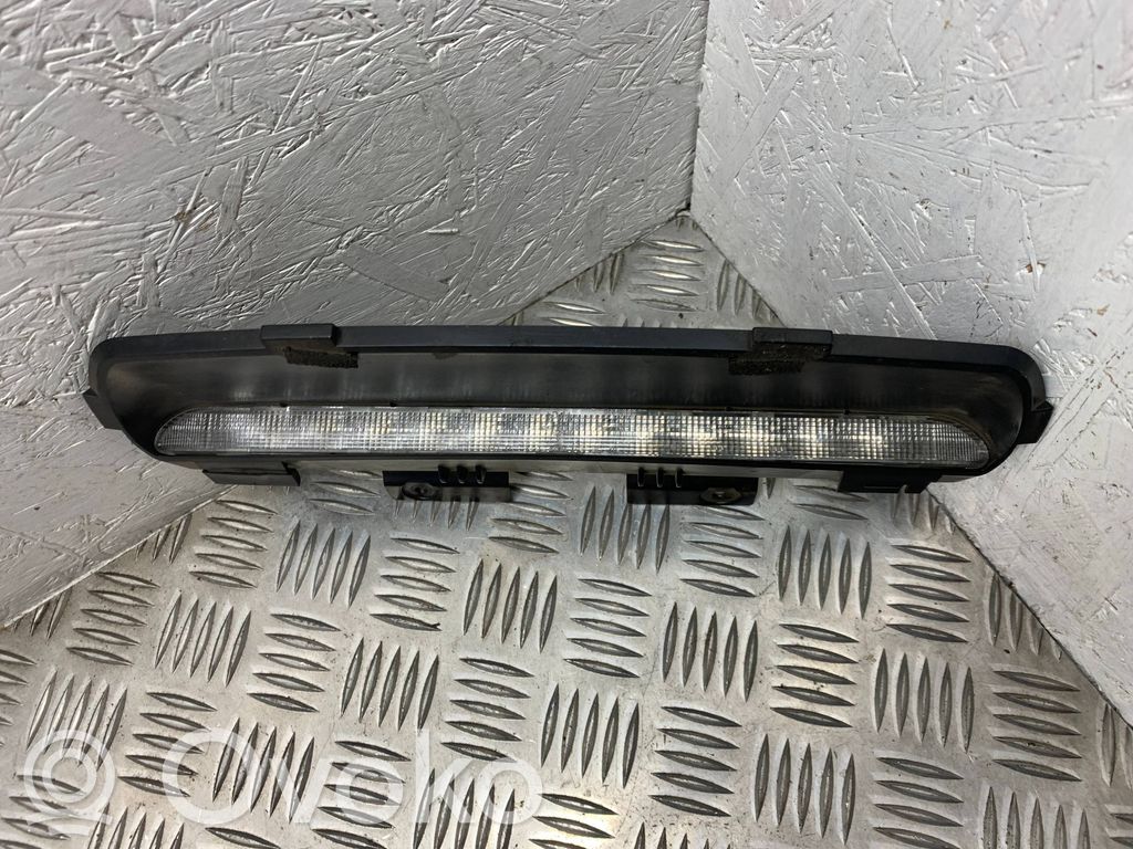 Volvo S40, V40 Third/center stoplight 