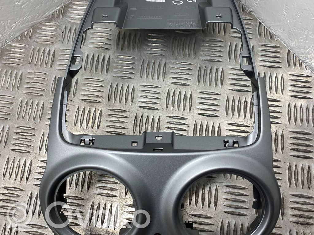 Panel trim   13295009,460029937