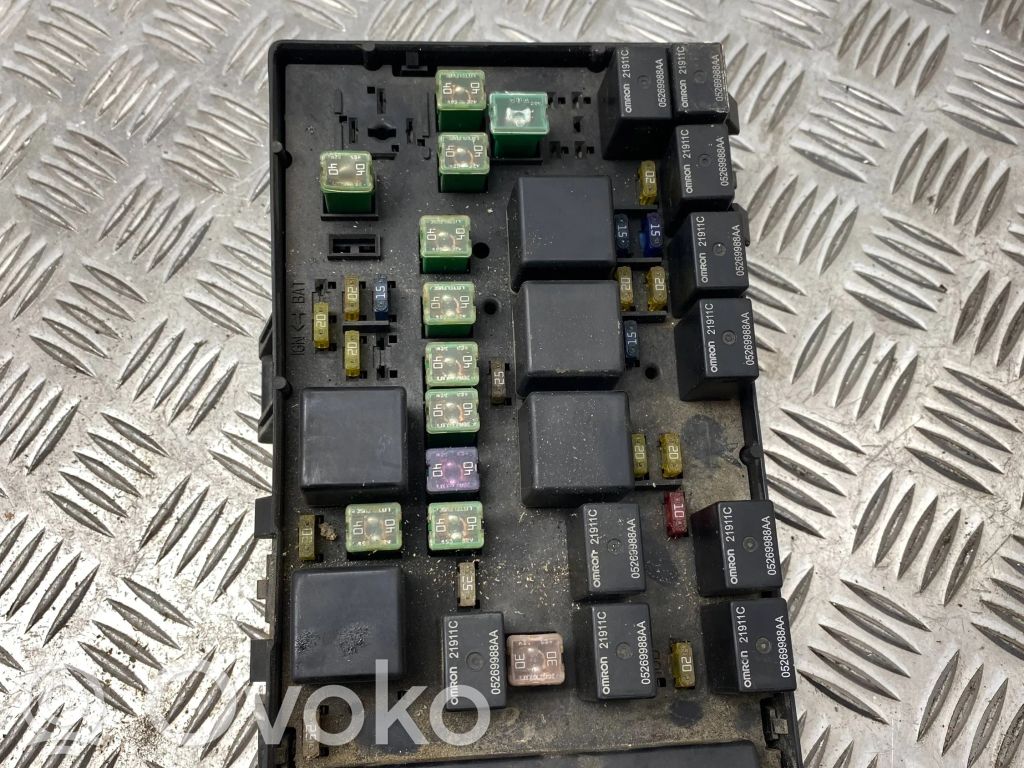 Chrysler Voyager Fuse box set 