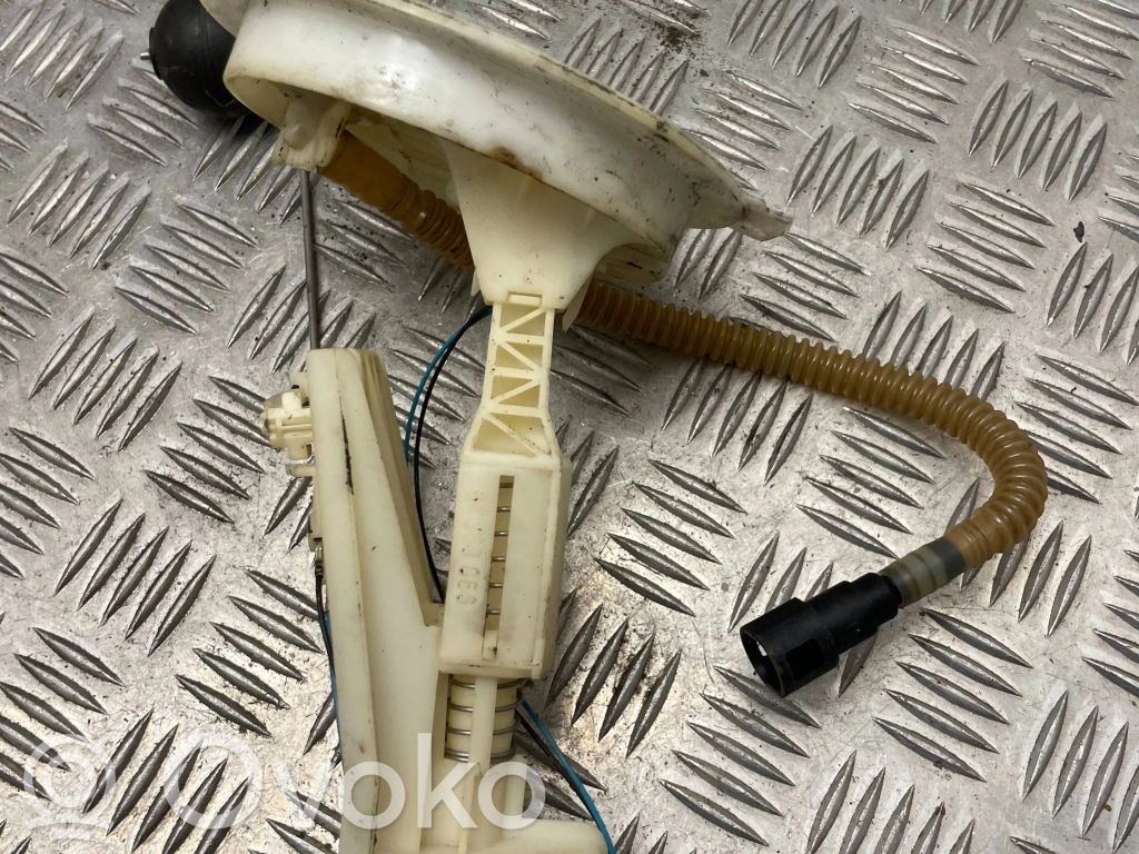Audi A4 S4 B6 8E 8H Sensor de nivel de combustible 