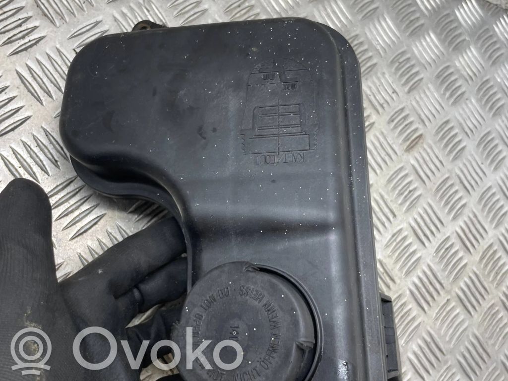 Aušinimo skysčio išsiplėtimo bakelis   7800293,10617211,7800292,1713780029301,780029301