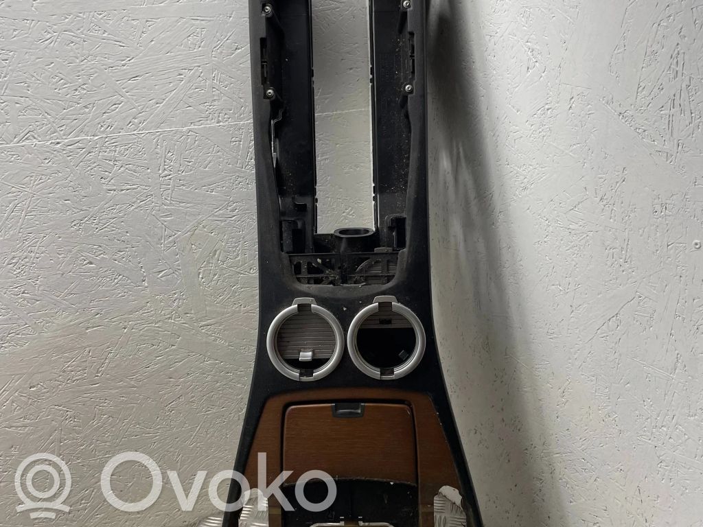 BMW 7 E65 E66 Centrinė konsolė 