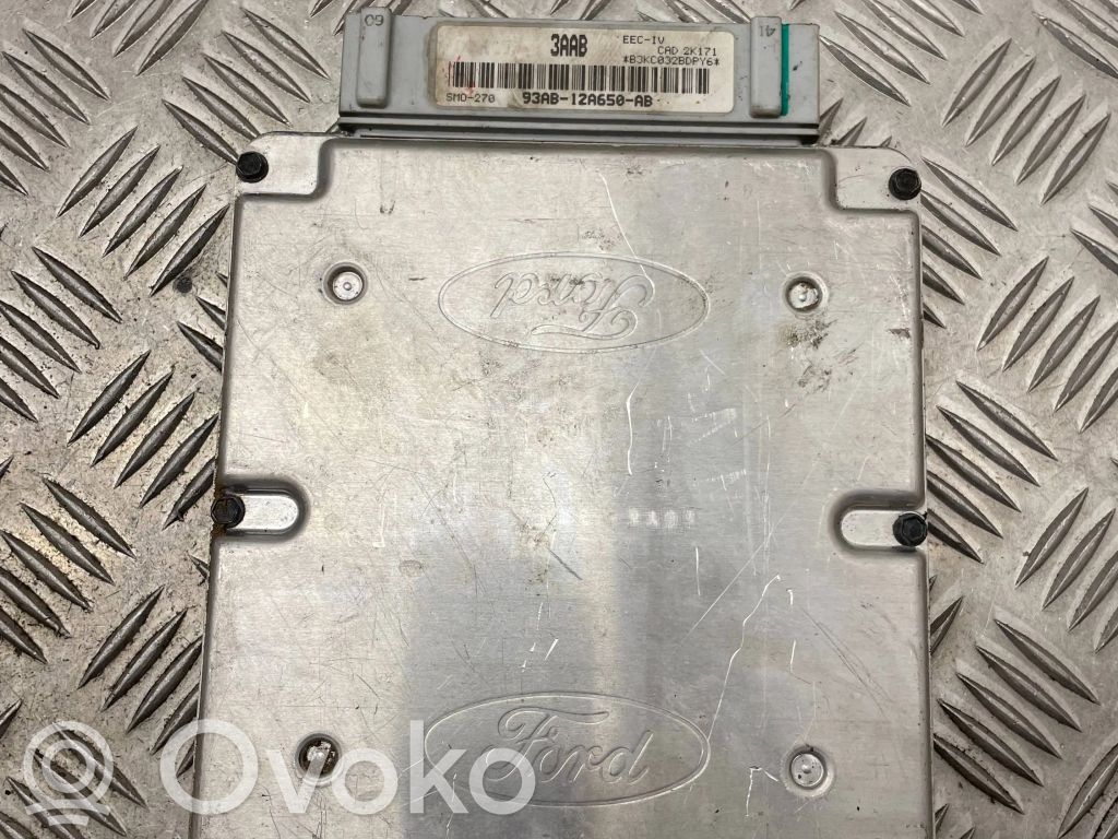 Ford Escort Variklio valdymo blokas 
