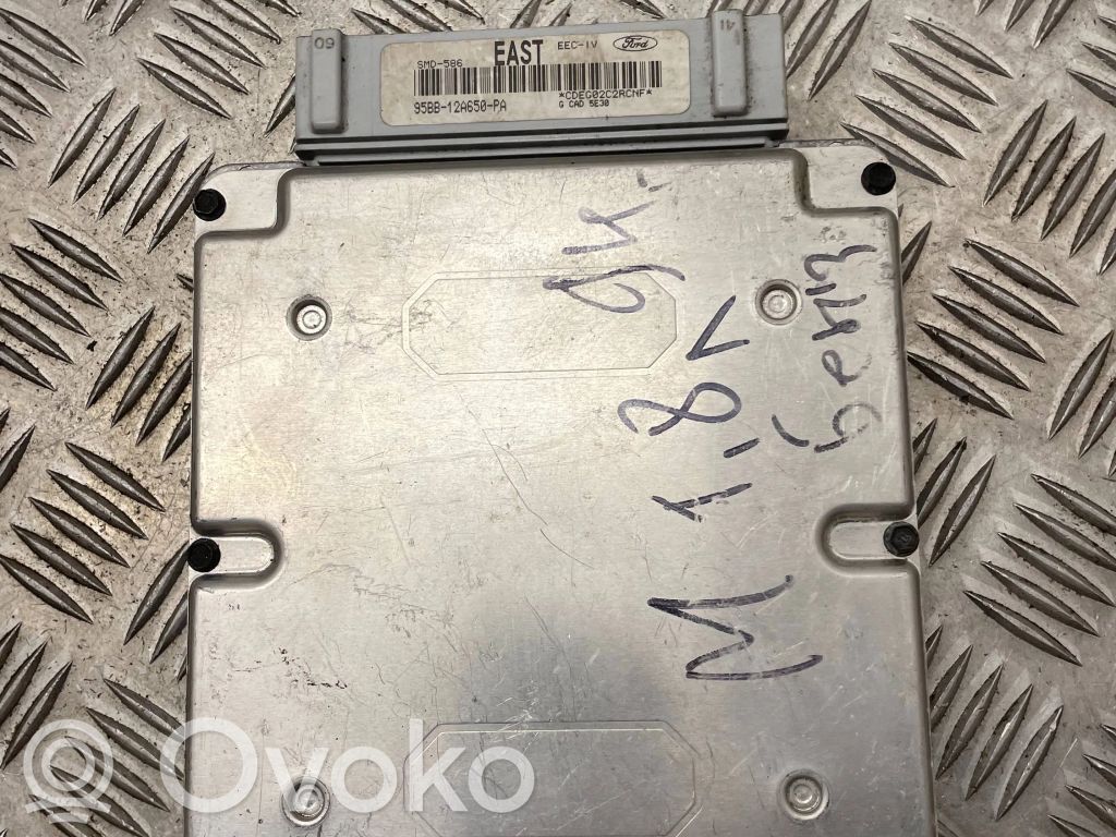Ford Mondeo MK II Engine control unit/module 