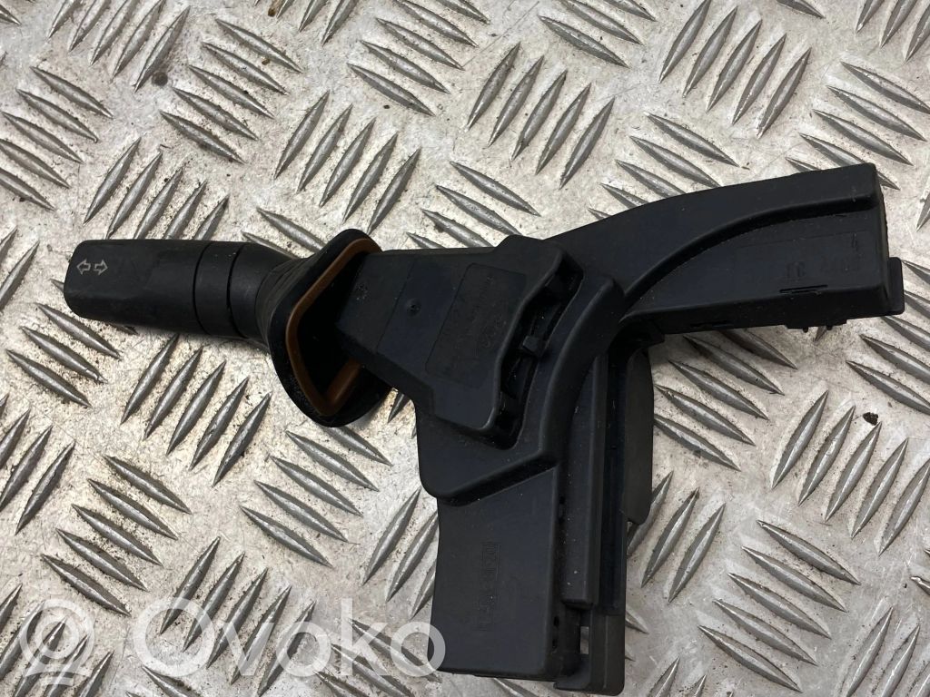 Ford Mondeo MK II Palanca de intermitentes 