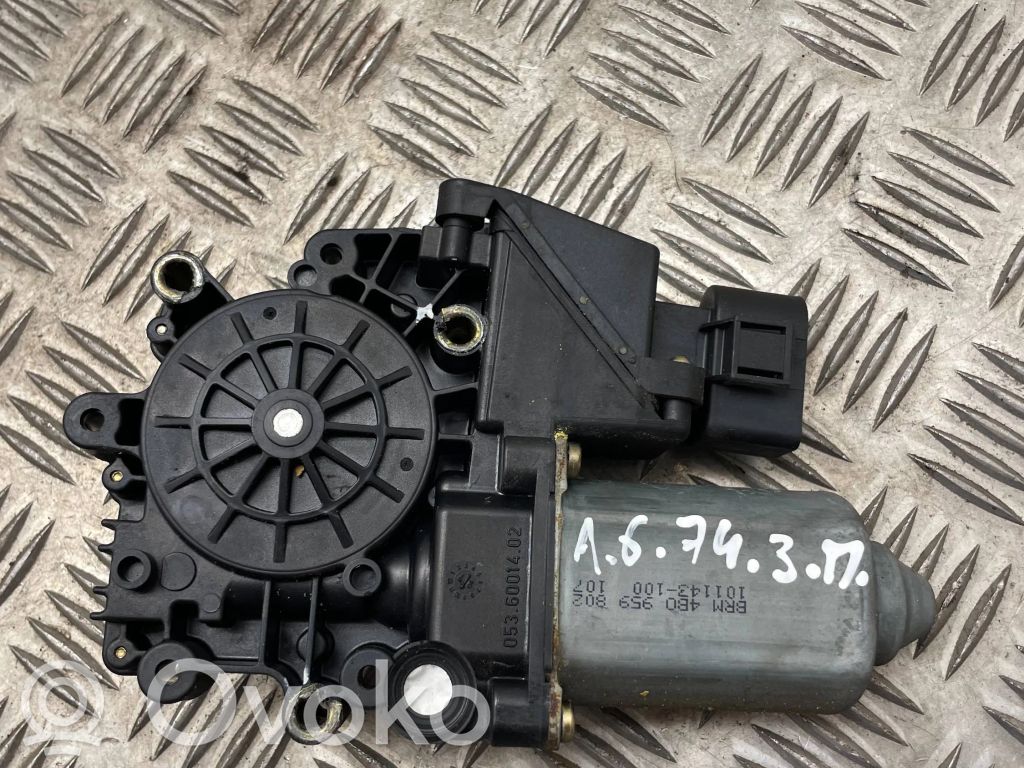 Audi A6 S6 C5 4B Silniczek podnoszenia szyby drzwi tylnych 