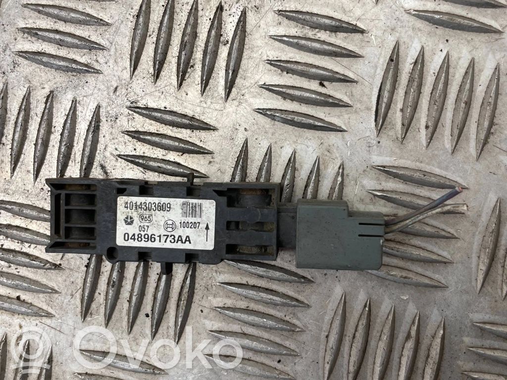 Jeep Grand Cherokee (WK) Sensor impacto/accidente para activar Airbag 