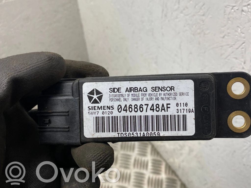 Chrysler Voyager Airbagsensor Crashsensor Drucksensor 