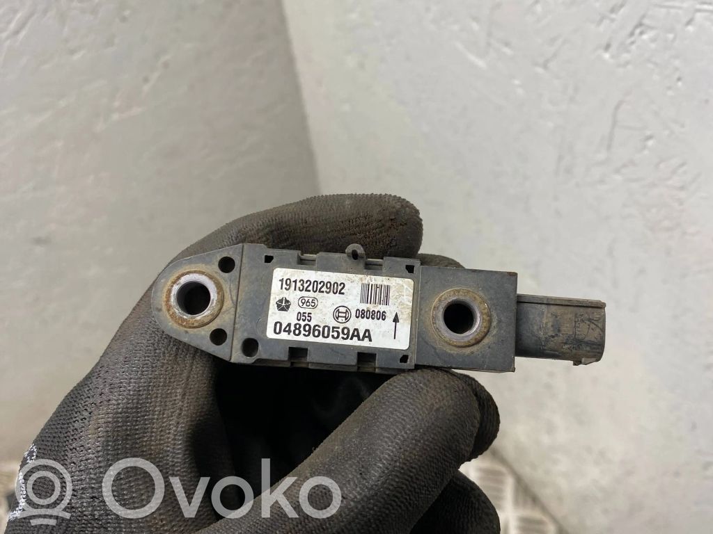 Chrysler Grand Voyager IV Airbagsensor Crashsensor Drucksensor 