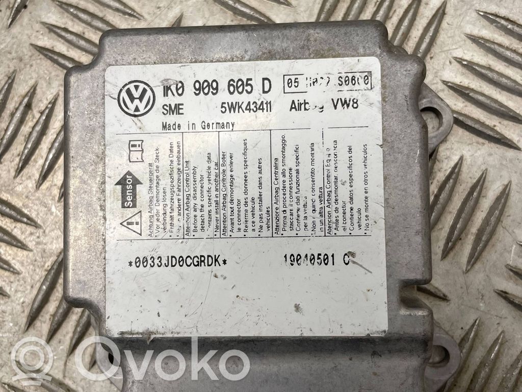 Volkswagen Golf V Airbag control unit/module 