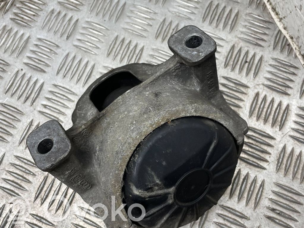 Audi A5 8T 8F Engine mount bracket 