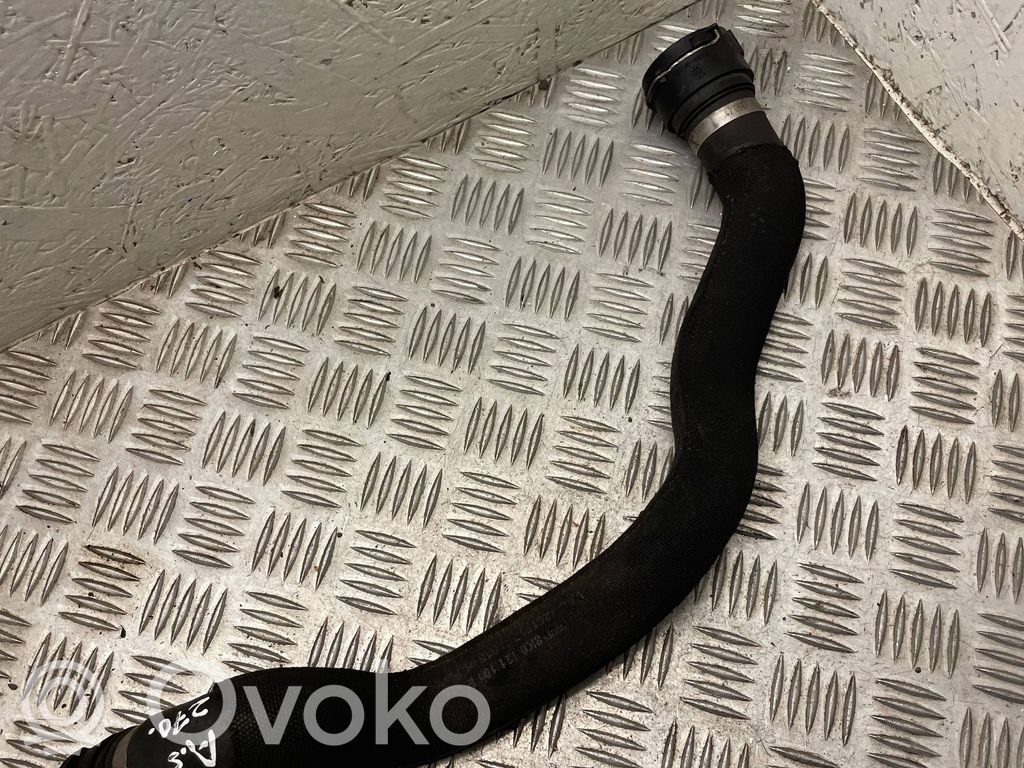 Audi A5 8T 8F Engine coolant pipe/hose 