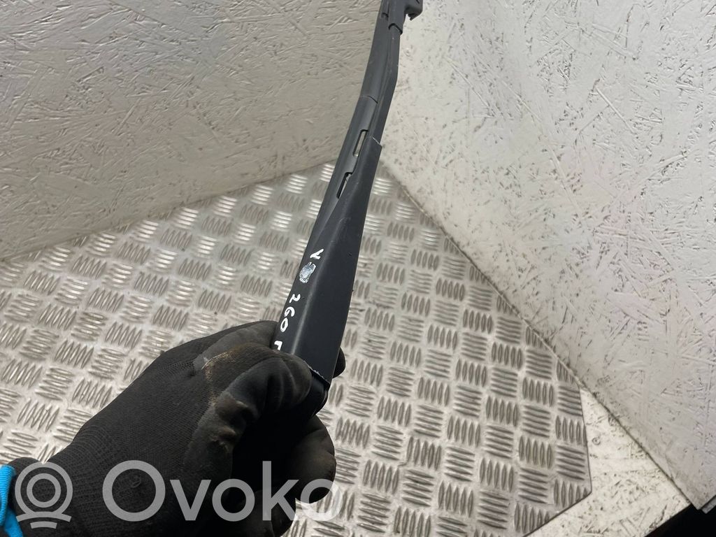 Volvo V50 Wischerarm vorne 