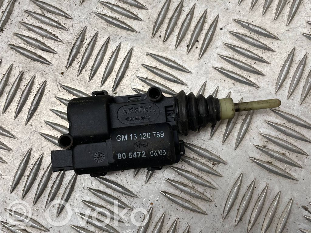 Opel Zafira A Fuel tank cap lock motor 
