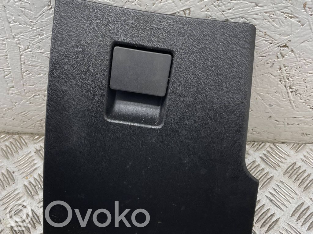 Opel Insignia A Mantu nodalījums 