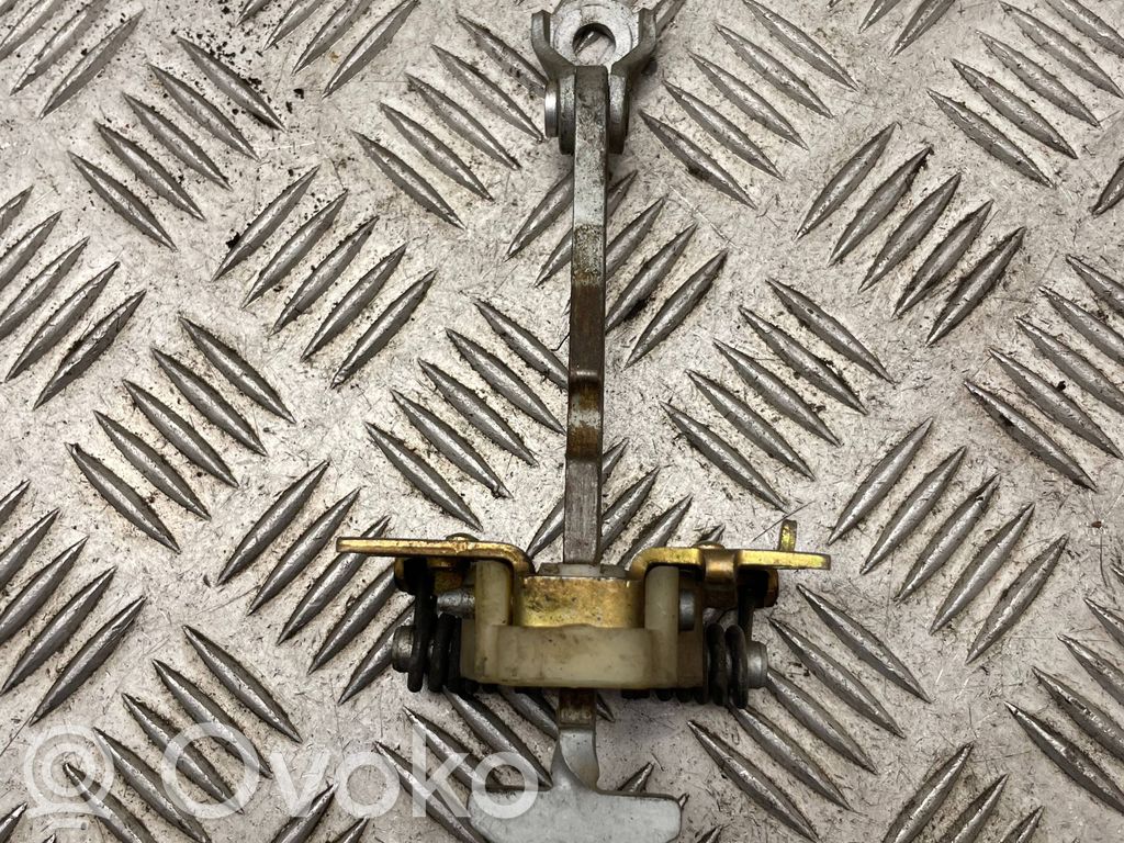 Renault Espace IV Takaoven pidätin 