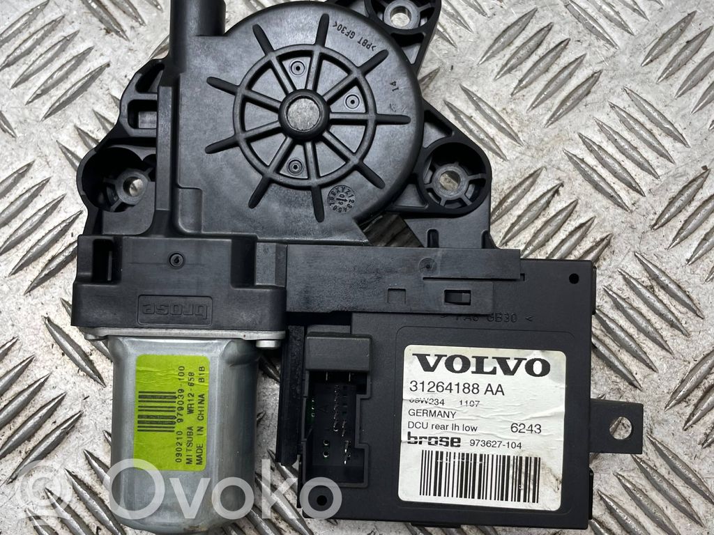 Volvo V50 Asa reguladora de la puerta trasera 