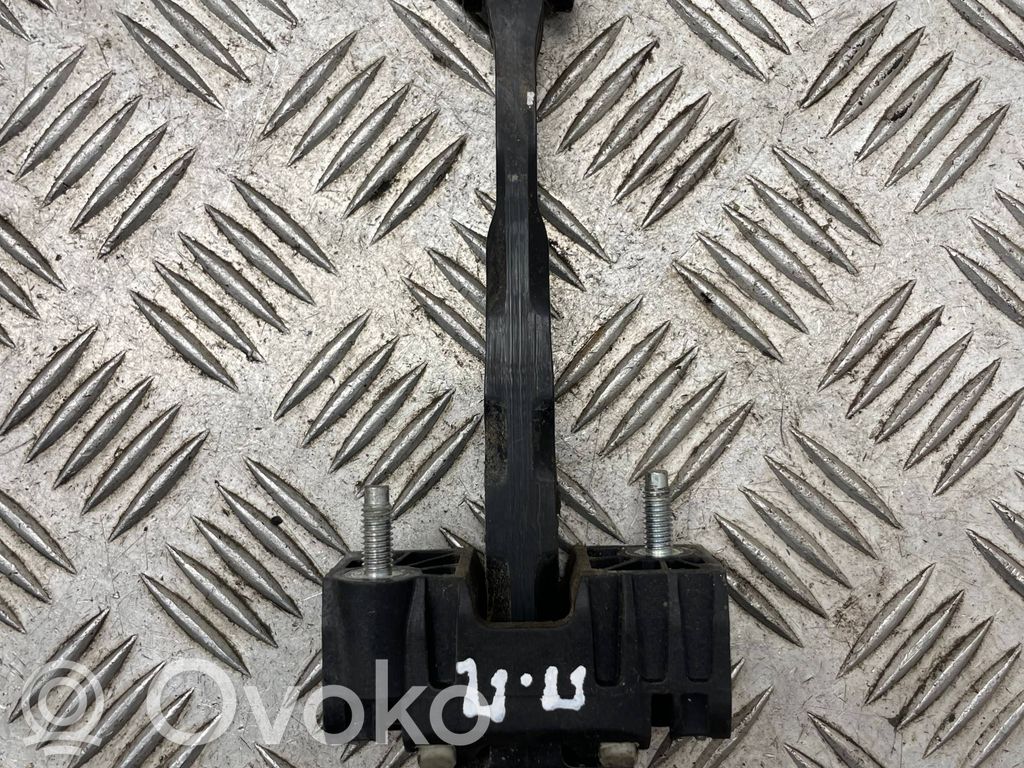 Volvo V50 Etuoven pidätin 