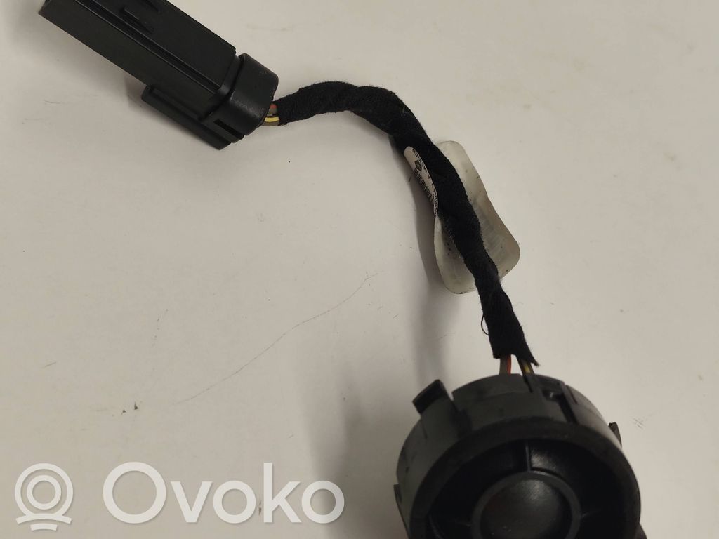 Jeep Grand Cherokee Altavoz de alta frecuencia en la puerta delantera 