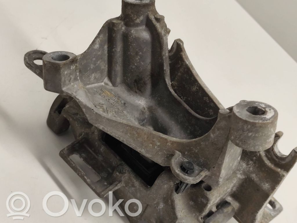 Renault Scenic III -  Grand scenic III Engine mount bracket 