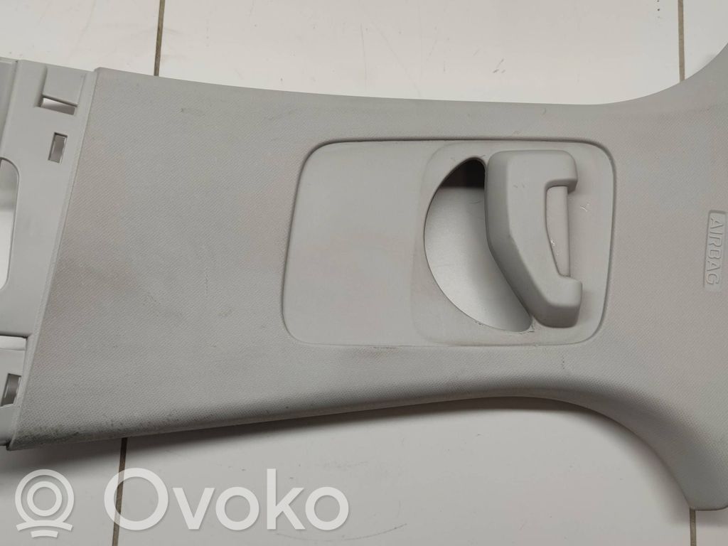Ford Focus Pilar (B) (superior) 