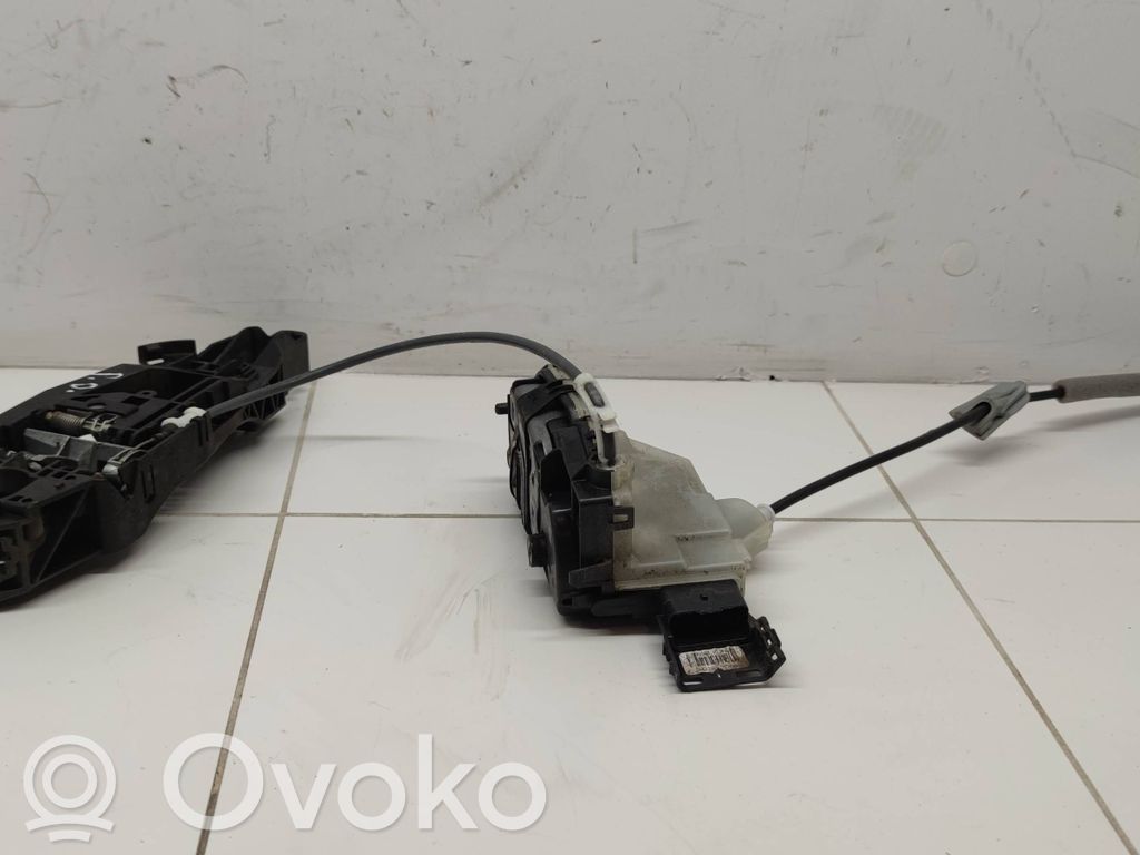 Citroen C3 Priekinė užrakinimo spynelė (prie rankenos) 