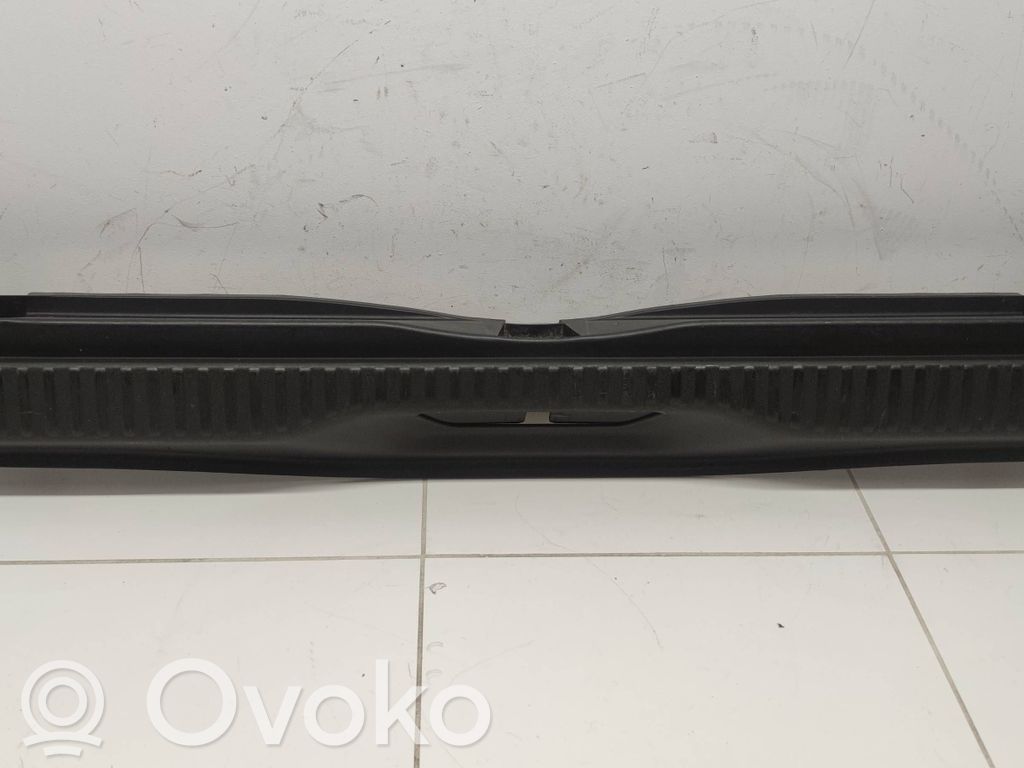 Citroen C4 II Picasso Tavaratilan kynnyksen suoja 