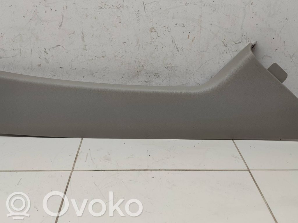 Osłona słupka szyby przedniej / A   96630429