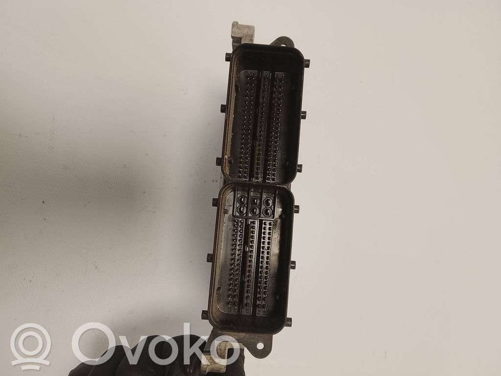 Moottorin ohjainlaite/moduuli   0281032119,391402A890