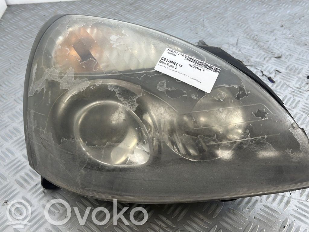 Renault Clio II Scheinwerfer 