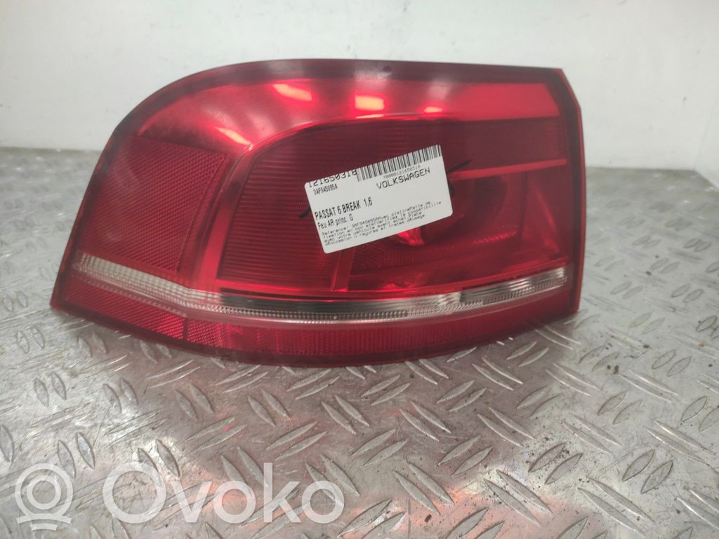 Volkswagen PASSAT B7 Luci posteriori 