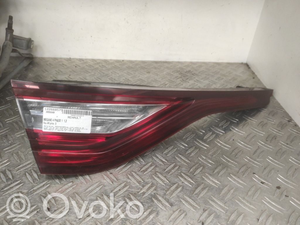Renault Megane IV Lampă spate în caroserie 